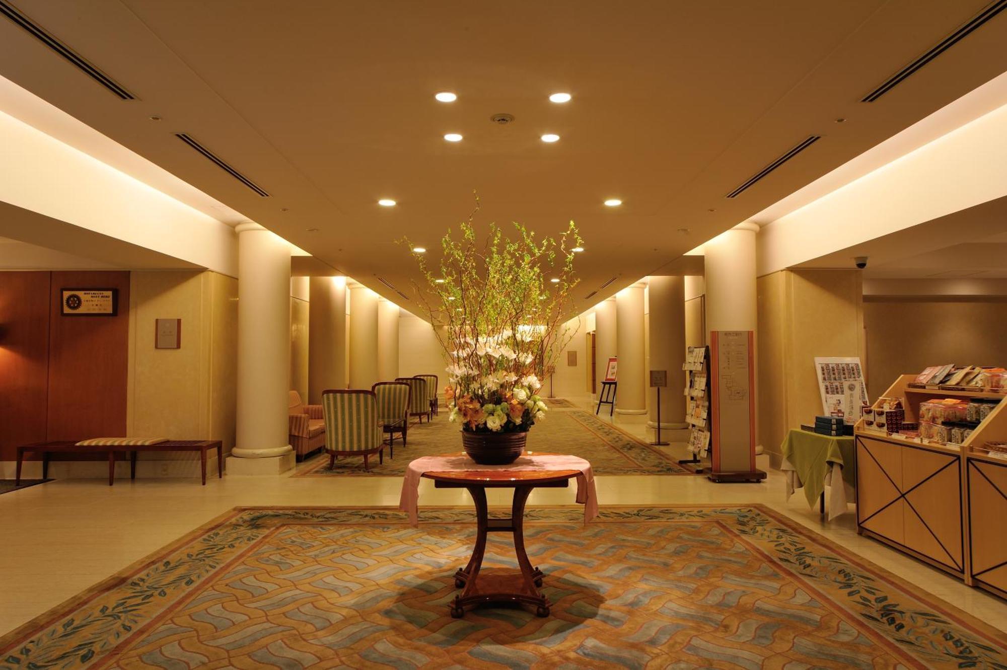 Hiroshima Airport Hotel Михара Экстерьер фото